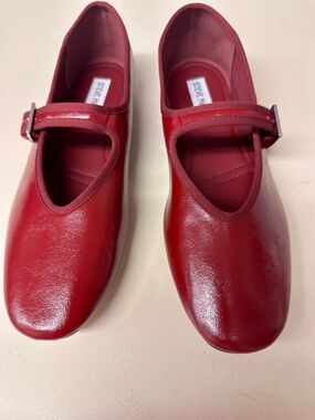 Steve Madden Red Patent Mary Jane Flats with Buckle